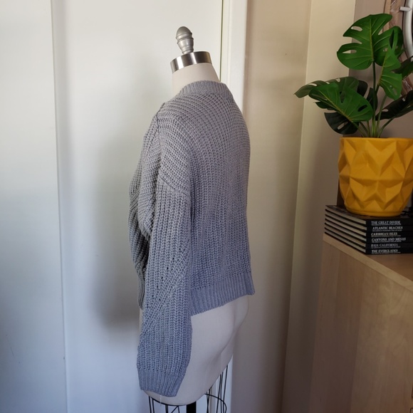 Contemporary Gray Sweater Size Small NEW! - Picture 7 of 16